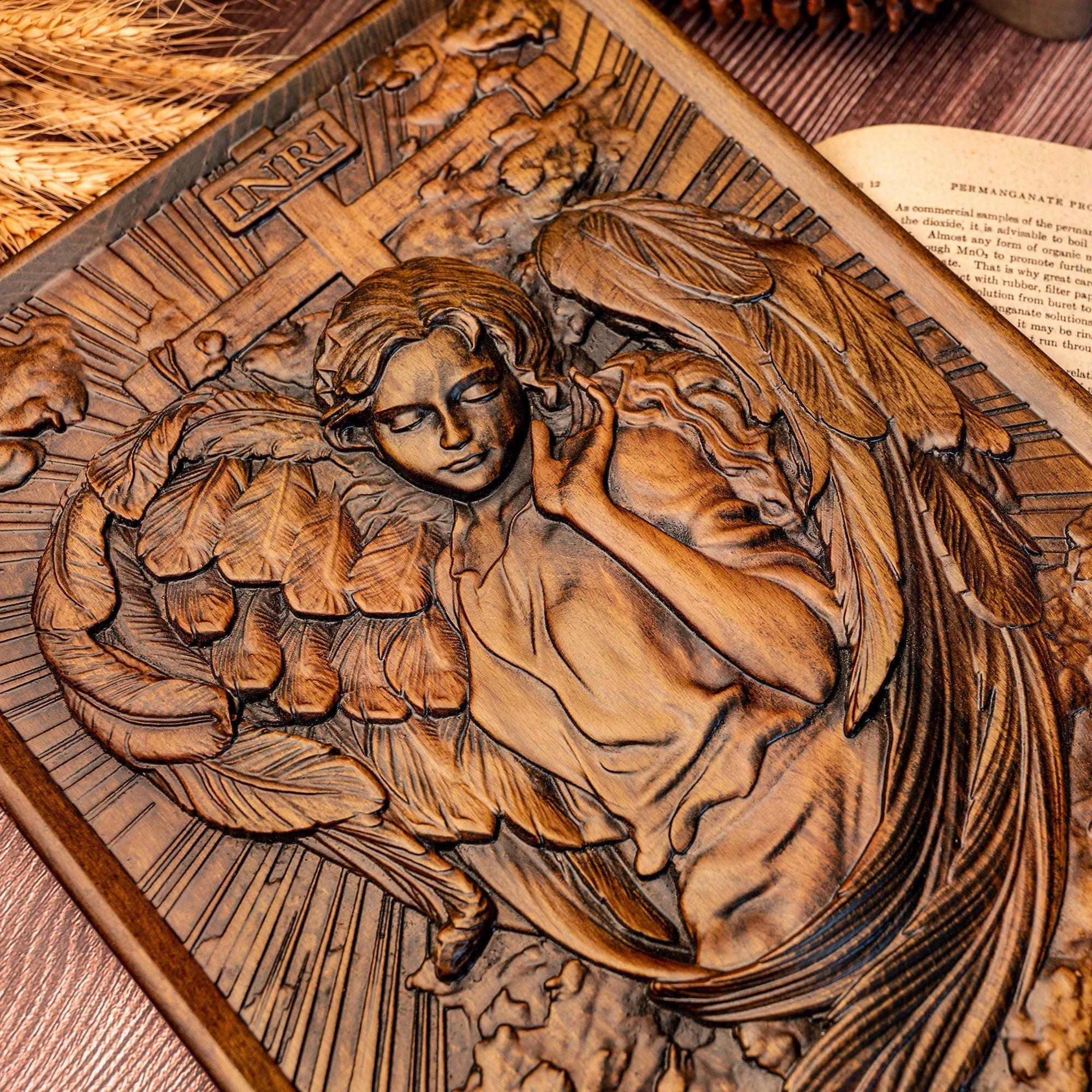 🌟 Archangel Chamuel Wood Carving – Angel of Peaceful Relationships 🌟