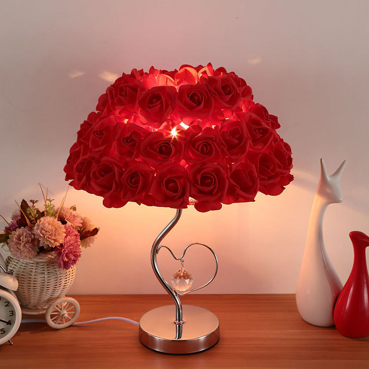 🌹Romantic Rose Petal Table Lamp with Heart-Shaped Base 🏆