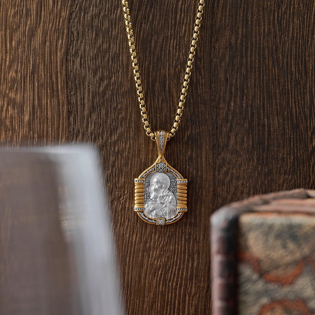 Handmade S925K Silver Madonna Holding Child Necklace