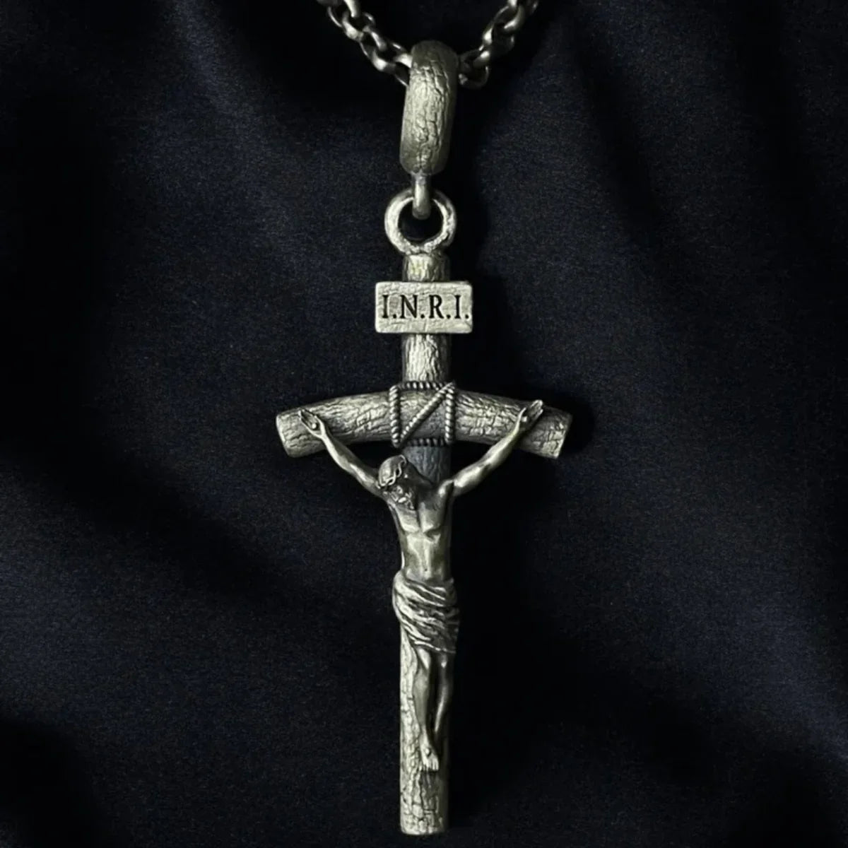 BGCOPPER S925K Silver Crucifix of Jesus Christ: A Timeless Masterpiece of Faith and Art