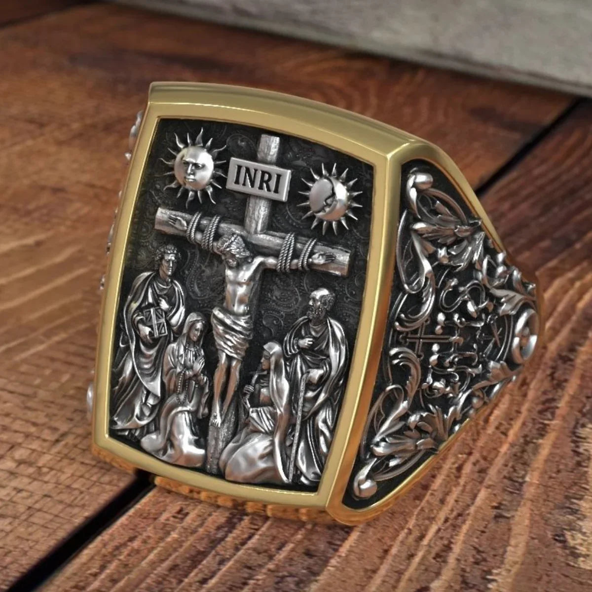 S925K Silver Handcrafted Jesus Crucifixion Scene Ring