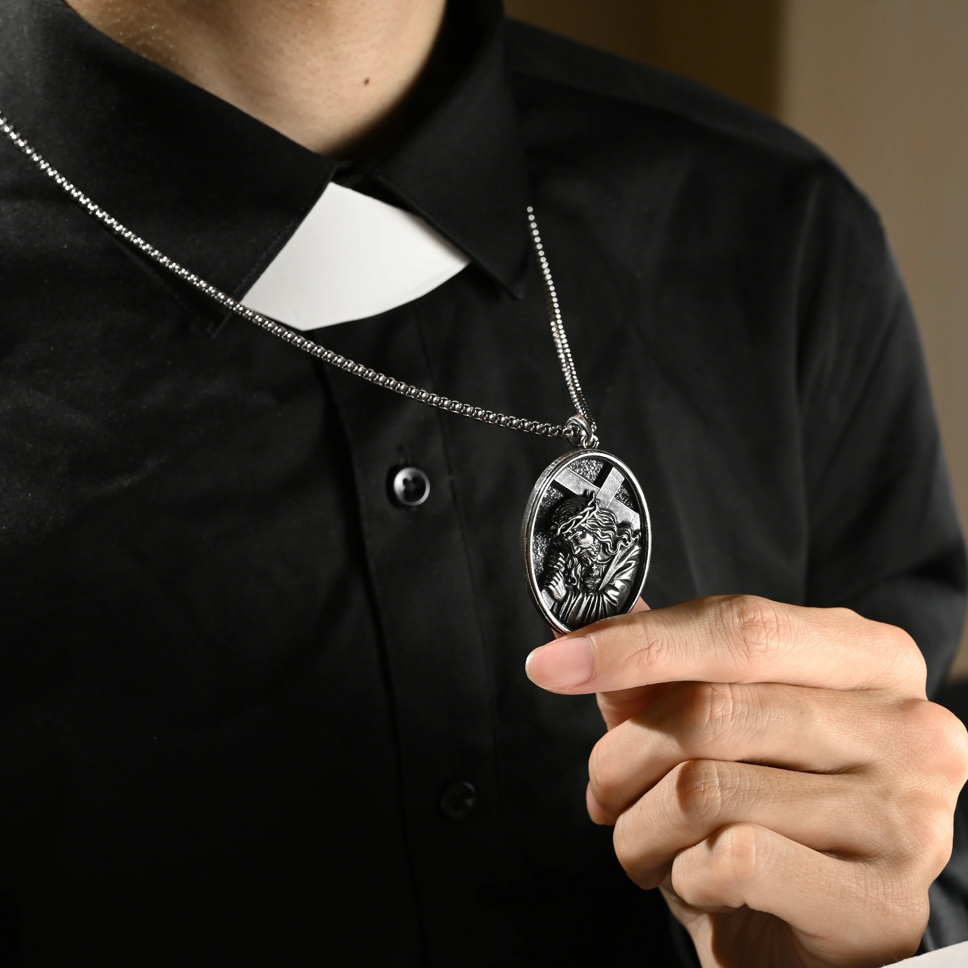 Divine Grace: Jesus Carrying the Cross with Sacred Heart S925 Sterling Silver Pendant Necklace