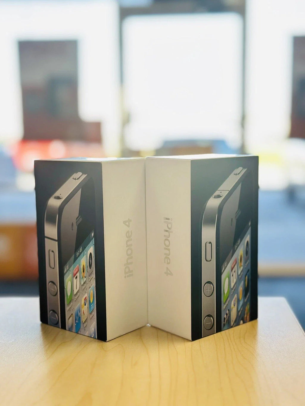 Apple iPhone 4 32GB Smartphone Unlocked - Black💋