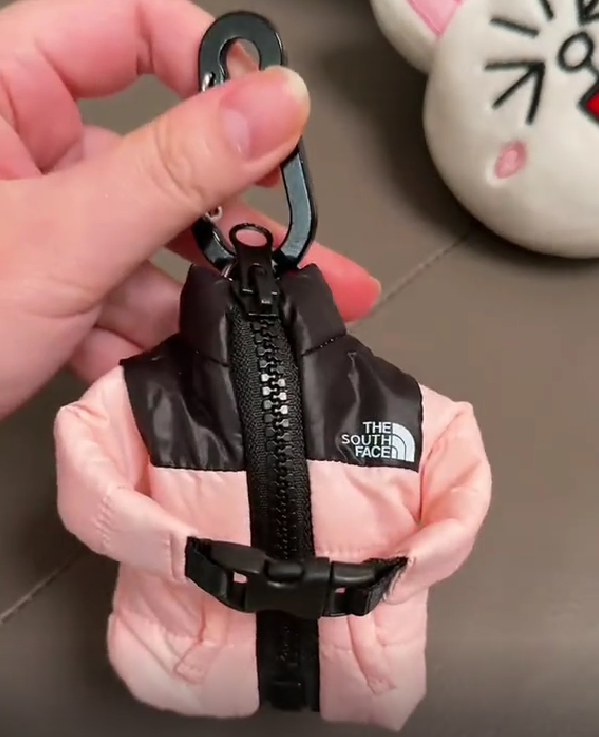NWT The North Face Mini Nuptse Jacket Keychain Key Holder🧥🏆