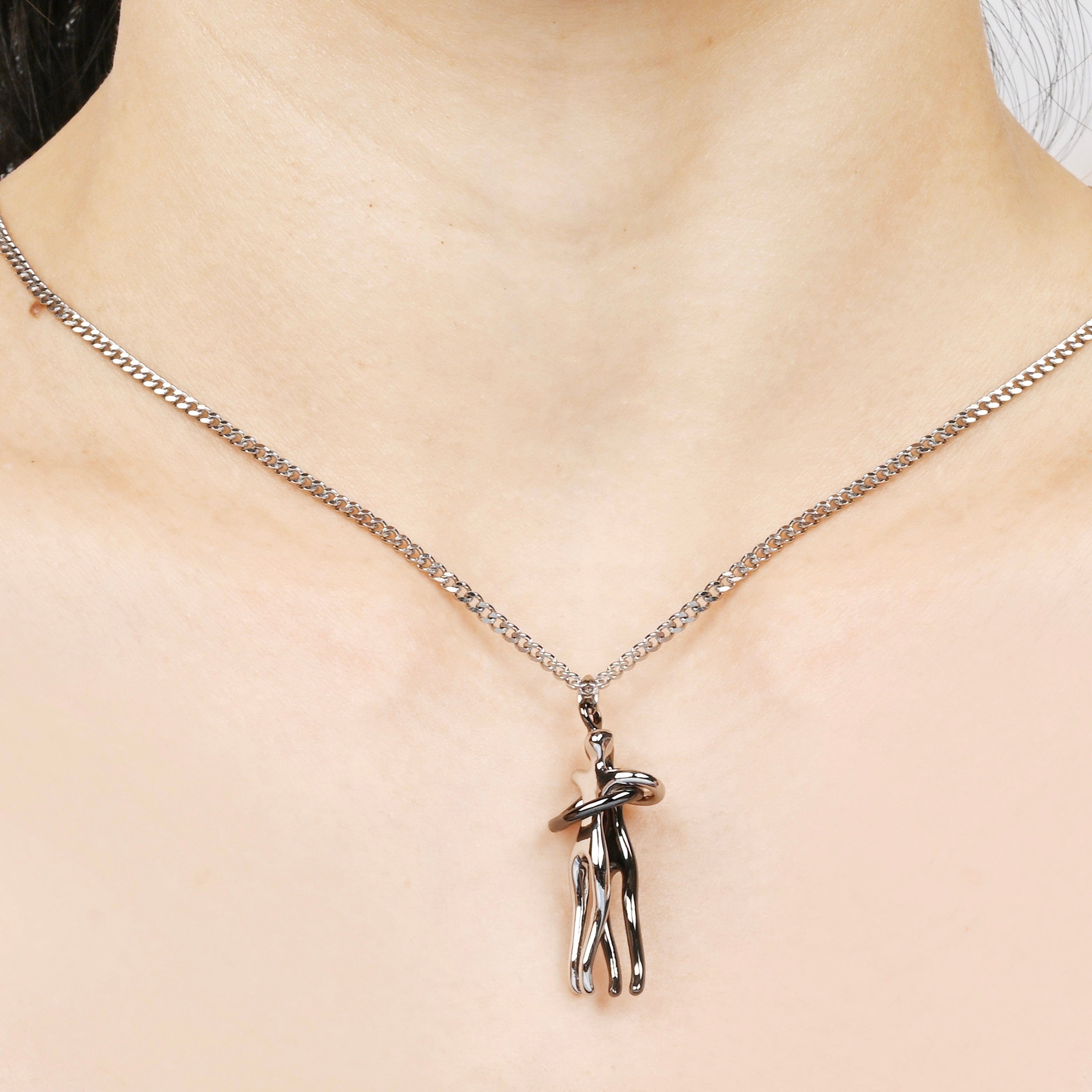 Hug Necklace🤗🏆